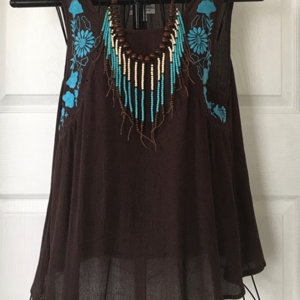 3 Pc Womans Handmade Necklace Set and Tank Top